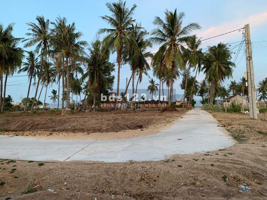 Duy nhất đất ven biển xã Vạn Lương, khu kinh tế Bắc Vân Phong, tỉnh Khánh Hòa chỉ 1x/m2