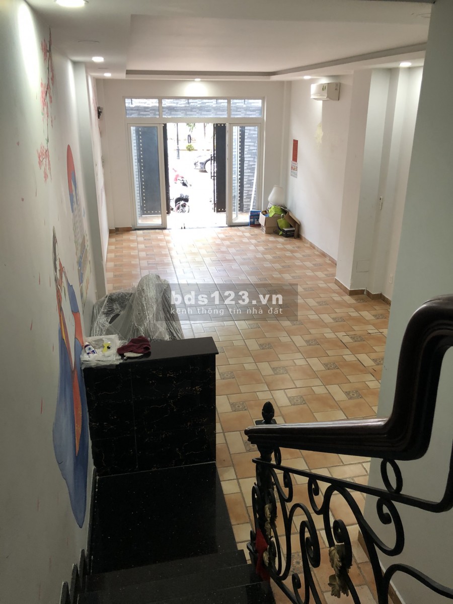 Nhà Mặt tiền 4.5x16m 1T-4L Trống suốt làm Vp,Showroom, Lớp học, TT A.Ngữ.