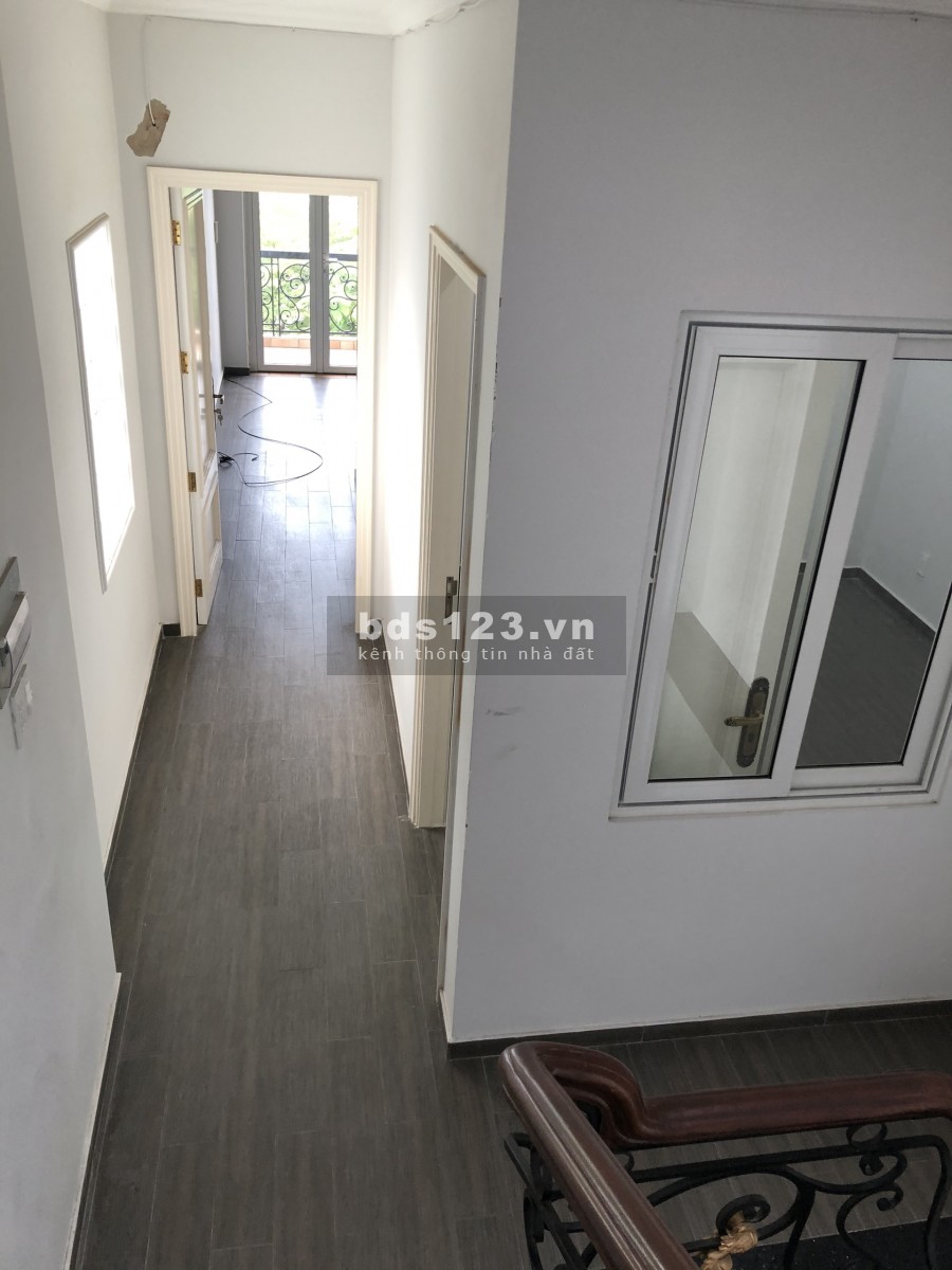 Nhà Mặt tiền 4.5x16m 1T-4L Trống suốt làm Vp,Showroom, Lớp học, TT A.Ngữ.