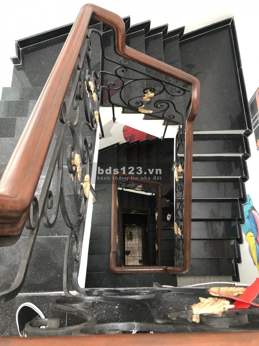 Nhà Mặt tiền 4.5x16m 1T-4L Trống suốt làm Vp,Showroom, Lớp học, TT A.Ngữ.