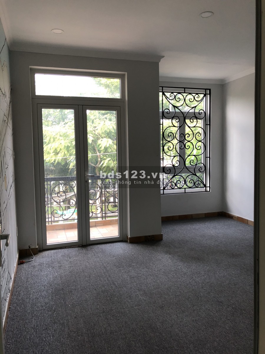 Nhà Mặt tiền 4.5x16m 1T-4L Trống suốt làm Vp,Showroom, Lớp học, TT A.Ngữ.