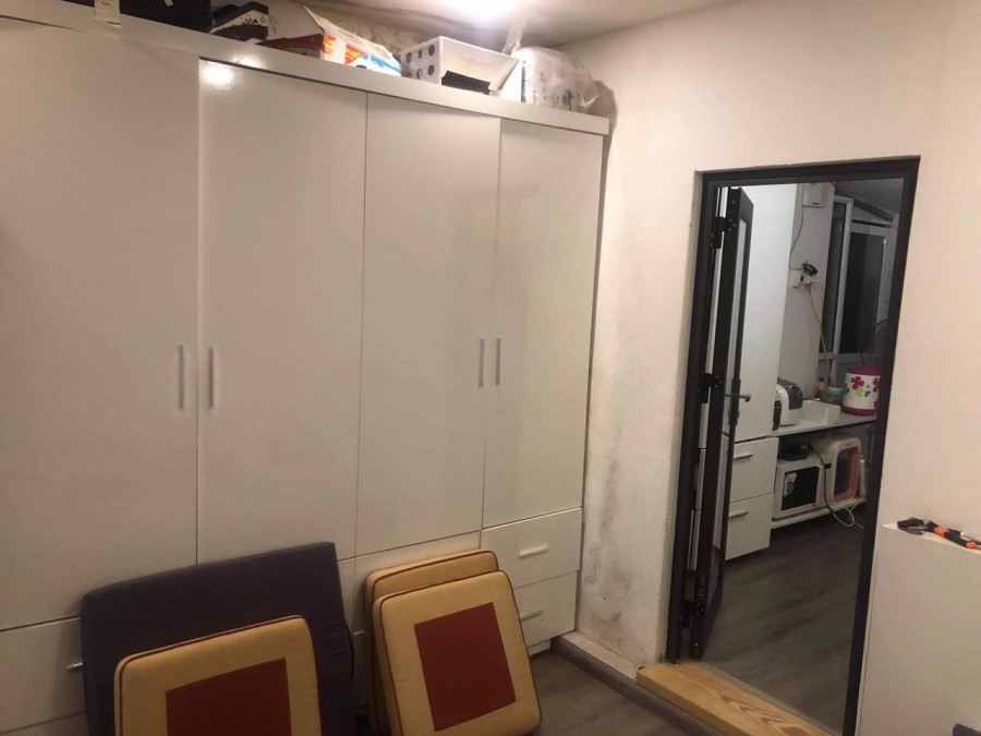 Chính chủ cho thuê nhà tập thể Vĩnh Hồ, tầng ba, DT 60m2 Giá 7tr/th LH 0904804937