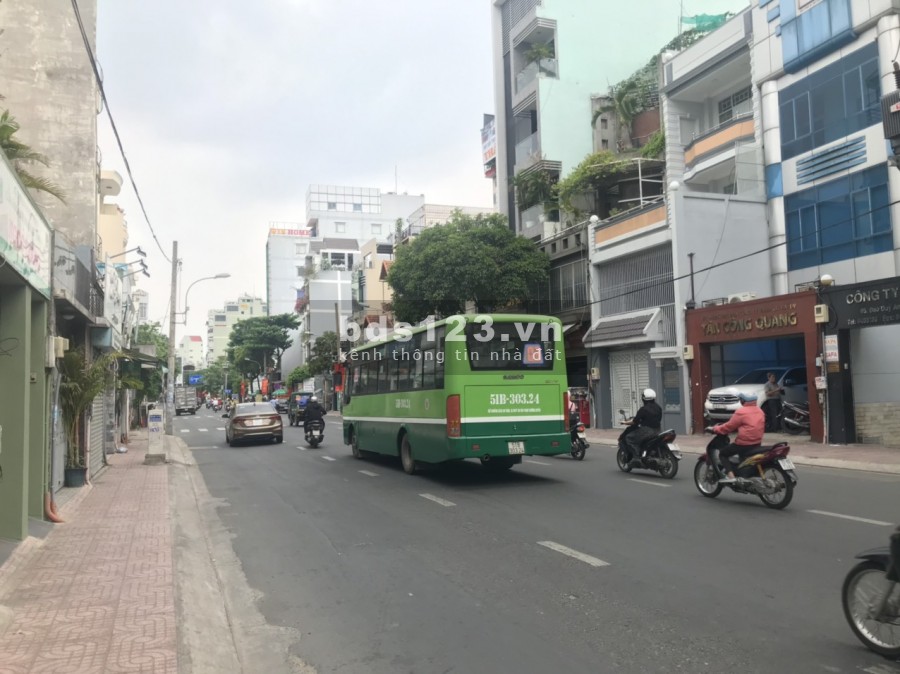 Cho thuê nhà nguyên căn MT Đào Duy Anh P9 Phú Nhuận,6x23m hầm trệt 4 lầu nhà sơn mới sạch đẹp