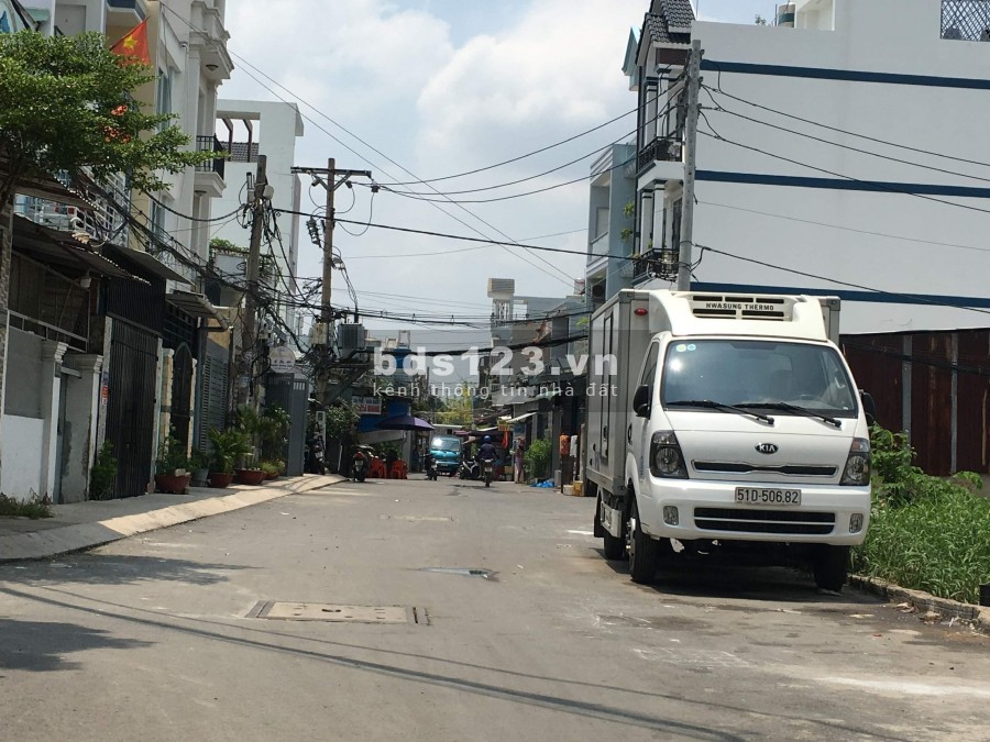 Bán GẤP nhà HXT Lê Đức Thọ, P13, Gò Vấp, 4x16m, 1 trệt, 1 lửng, 4.5 tỷ