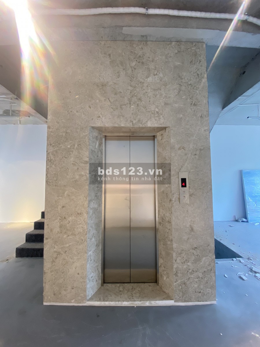 (GIÁ TỐT NHẤT LÚC NÀY)Cho Thuê Nhà Phố Thương Mại Saritown 400m2- Sala Thủ Thiêm giá 75tr LH 0909246874