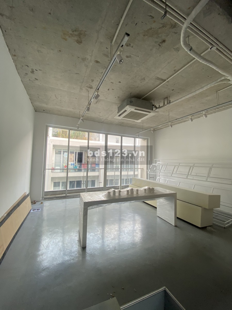 (GIÁ TỐT NHẤT LÚC NÀY)Cho Thuê Nhà Phố Thương Mại Saritown 400m2- Sala Thủ Thiêm giá 75tr LH 0909246874