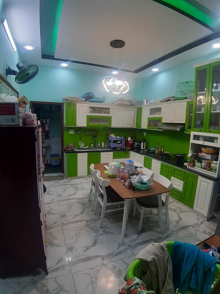 Bán nhà 80m2, giá dk 5,5 tỷ, hẻm 20m, SHR đường Mã Lò, Bình Tân