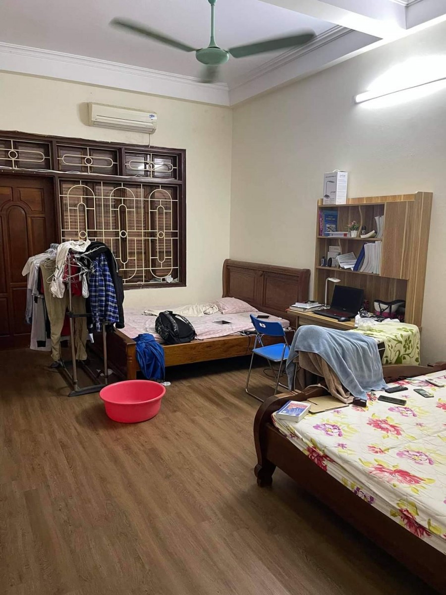 Bán nhà Khuất Duy Tiến ngay quận ủy Thanh Xuân-65m2x4T giá 12.5 tỷ -vỉa hè kinh doanh
