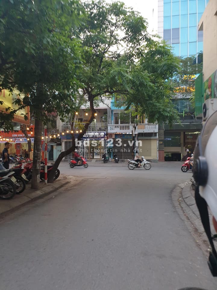 BÁN GẤP! NHÀ PHỐ TÂN MAI 48M2, MT 4.2M NỞ HẬU, Ô TÔ DỪNG ĐỖ, KINH DOANH ĐỈNH, GIÁ 4.5 TỶ