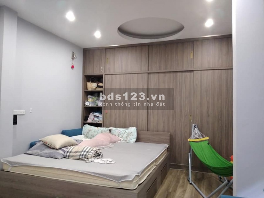 BÁN NHÀ KIM MÃ, TẶNG NỘI THẤT, DT 46 x 5 TẦNG, MT 4,2 M, GIÁ 4,9 TỶ