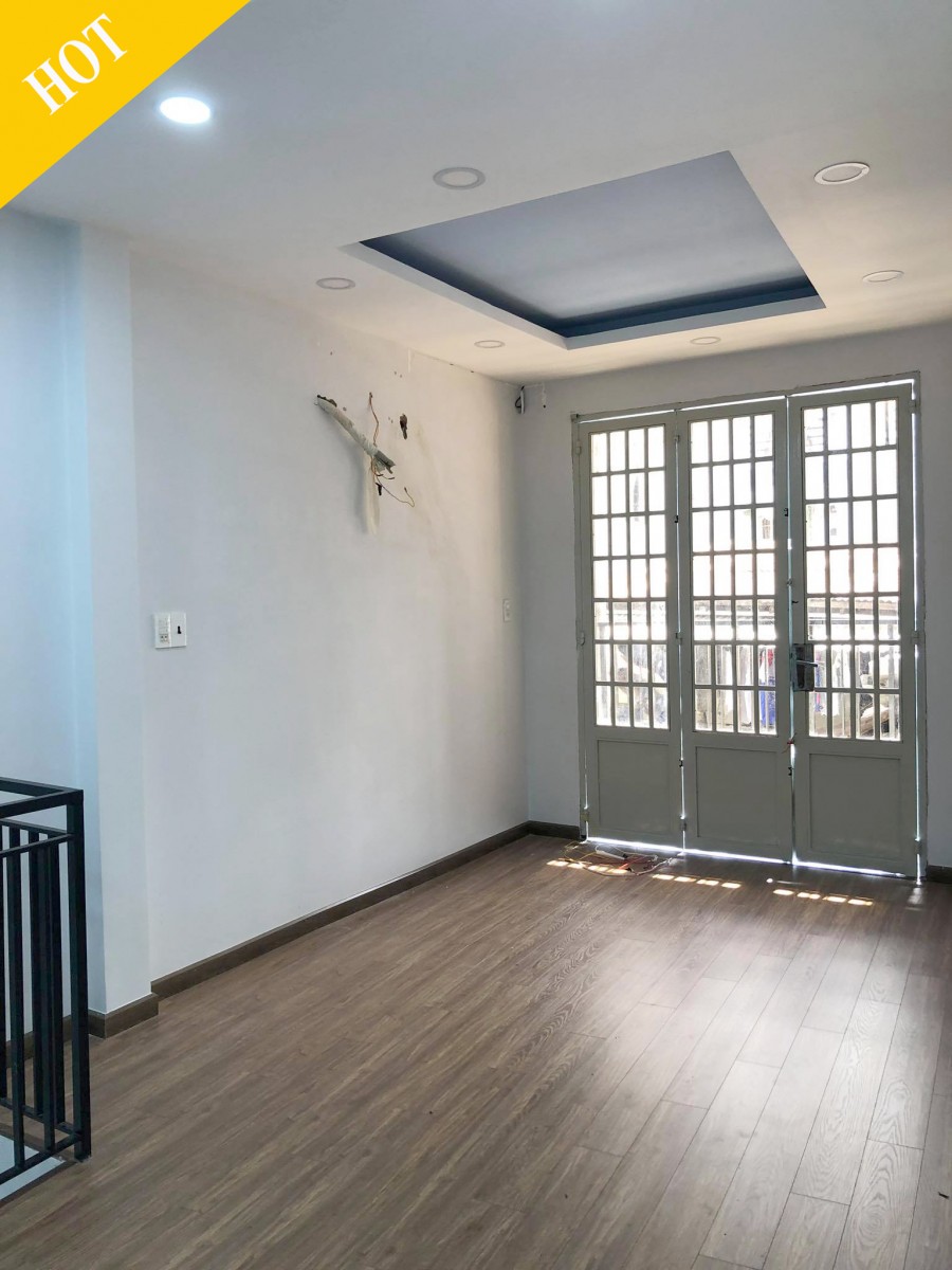 Bán nhà Quận 10 ở ngay 27m2 chỉ 3,85 tỷ