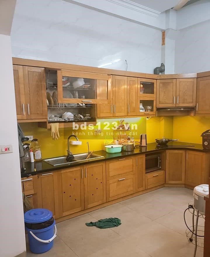 Siêu Hiếm! Bán Nhà Ngã Tư Sở, 4 Tầng, Giá 2.1 tỷ. Siêu Rẻ!