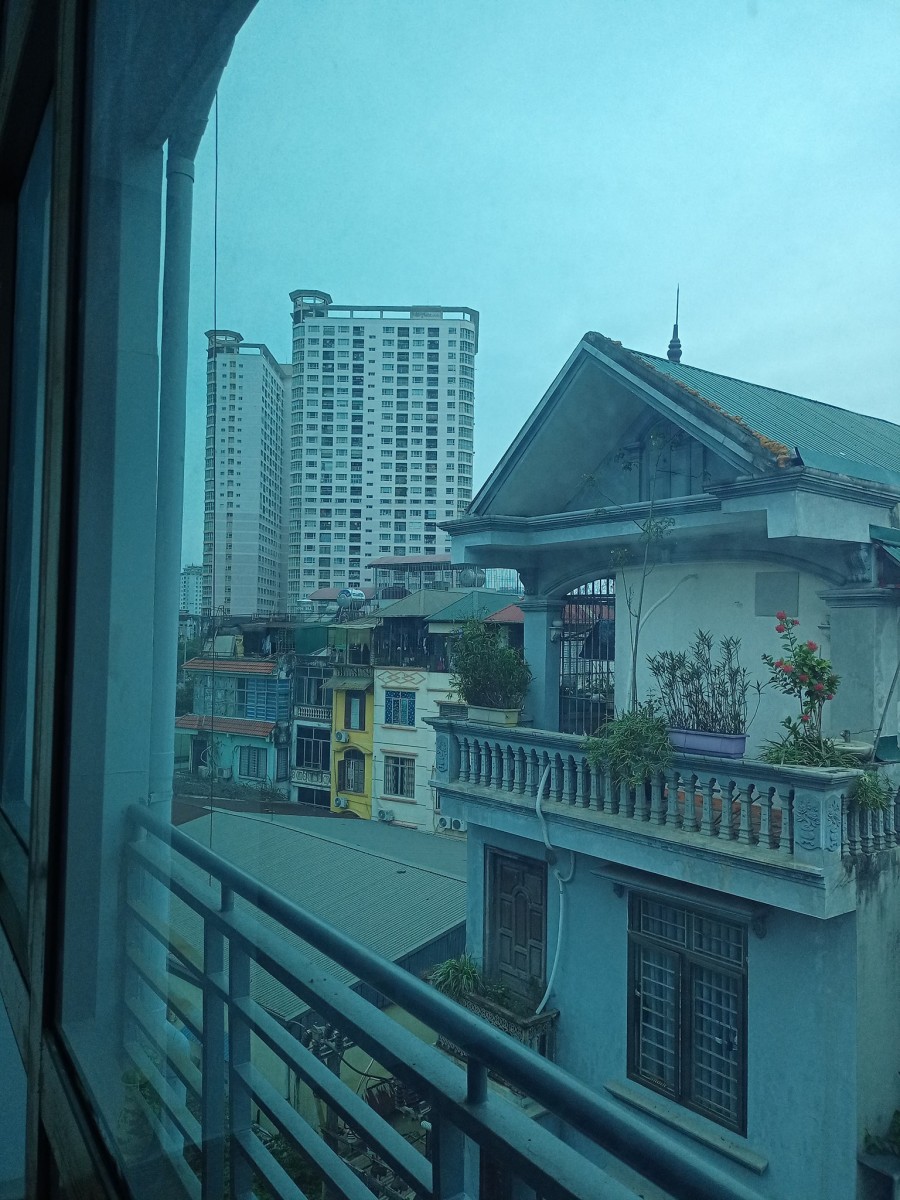 Bán gấp phố Nguyễn Văn Huyên, Cầu Giấy, ôtô, kinh doanh, vỉa hè, 70 m2 chỉ 13 tỷ