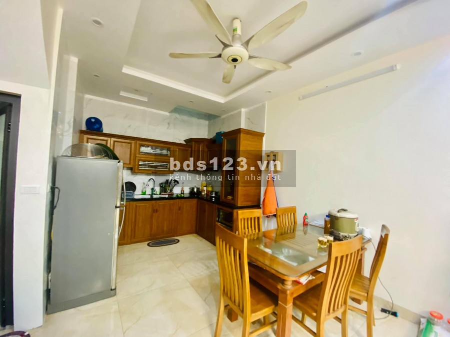 Bán nhà Vĩnh Hưng lô góc tặng full nội thất xịn nhập khẩu