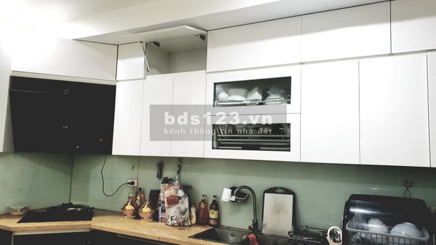 Nhà đẹp Bồ Đề, ô tô, cách hồ 20m, 83m, MT 4m , ô chờ thang máy, 6.65 tỷ