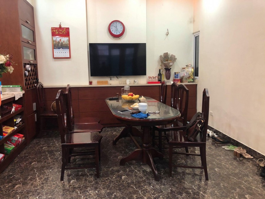 Bán nhà Kim Ngưu, Quận Hai Bà Trưng, 85m2 x 5 tầng x 7 tỷ 1 LH 0944267031