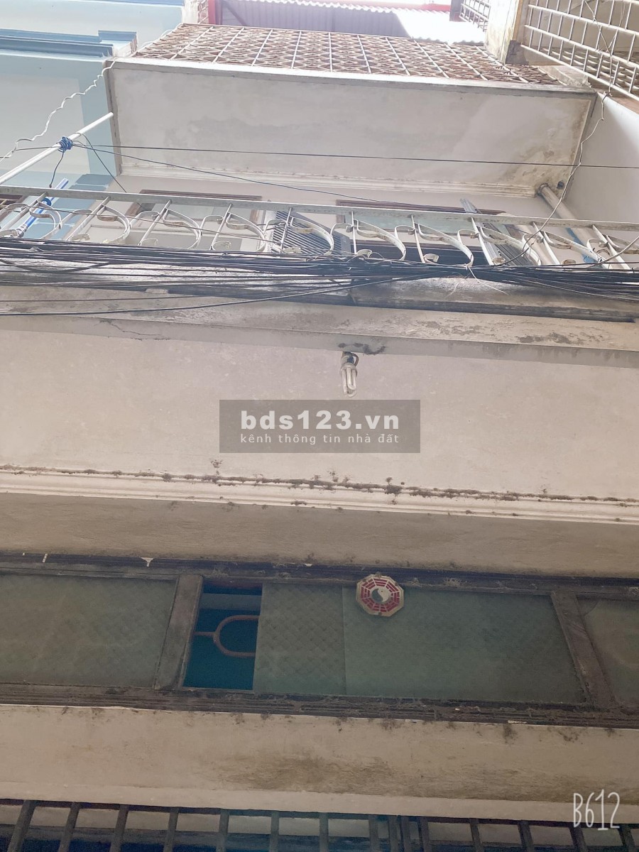 HIẾM! Bán nhà Phùng Chí Kiên, Nghĩa Đô,Cầu Giấy, S= 40m2. Chỉ hơn 3 tỷ. GỌI NGAY