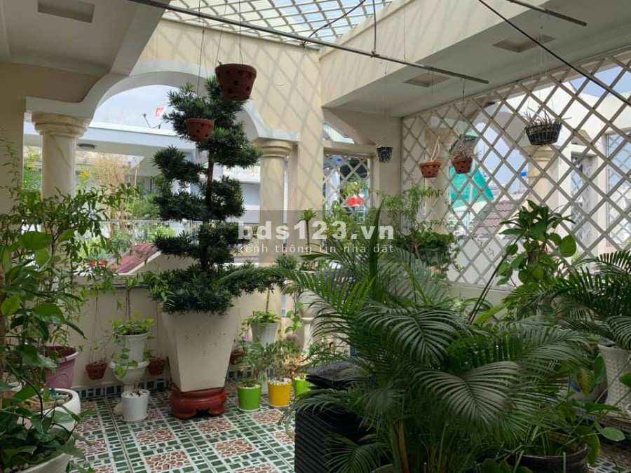 Nhà gần 9 tỷ tặng nội thất 1 tỷ HXH tận cửa Phường 15 Tân Bình KD đỉnh