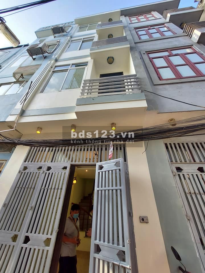 Bán nhà riêng phố Nam Dư 34/38m2 tầng1 nhà xây 4 tầng 2,6 tỷ