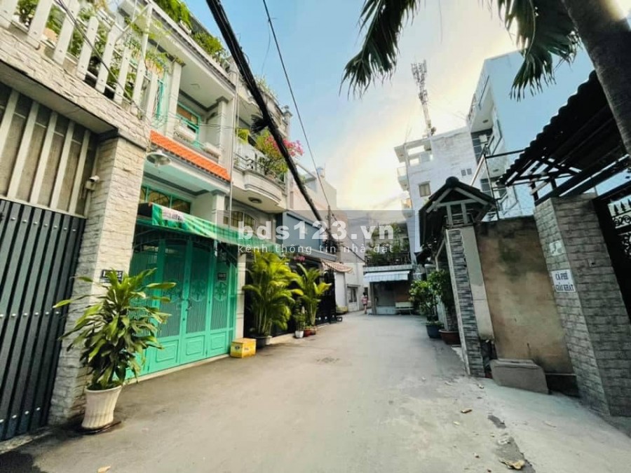 Hẻm nhựa 5m thông tứ phía xe hơi đỗ cửa KD tốt, chỉ hơn 4,4 tỷ giá rẻ như cho