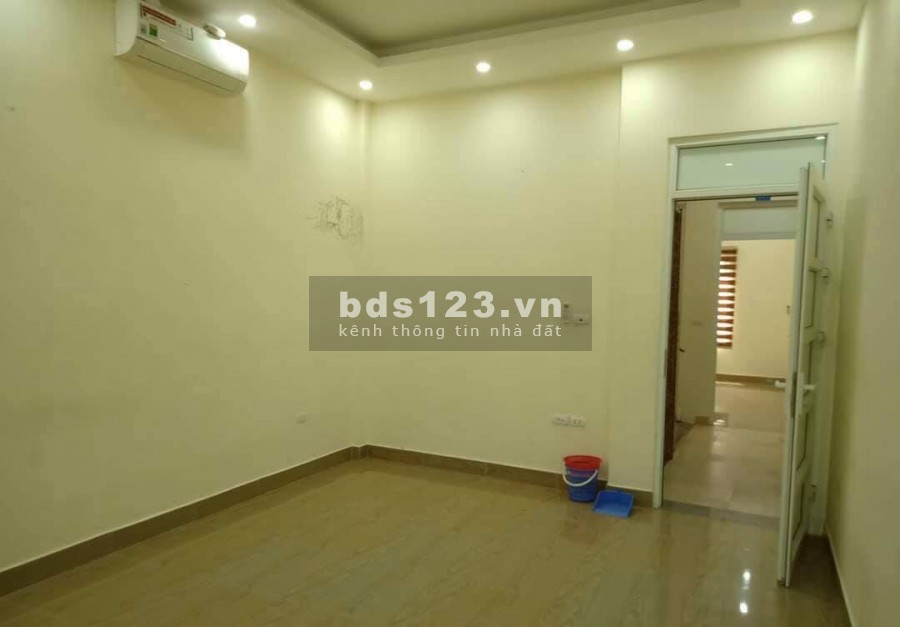 Bán nhà mặt phố Nguyễn NGọc Nại,Thanh Xuân DT 88m 5T,thang máy xịn