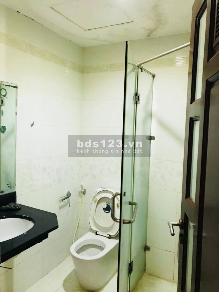 Mình Cần Cho Thuê Căn Hộ Tản Đà Q.5 Dt : 101m2 3PN, Giá : 12 tr/th Có Đủ Nội Thất
