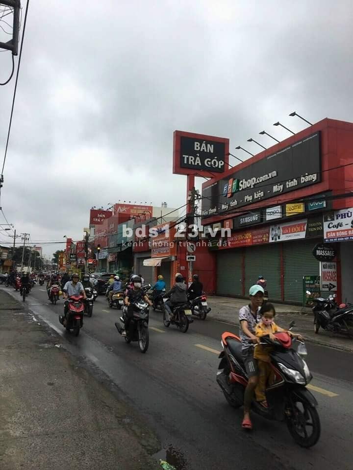 Mặt Bằng siêu đẹp 5x18 2mặt tiền Đỗ Xuân Hợp Q9. Giá 25tr/th