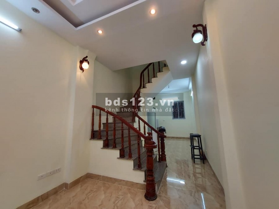 Bán nhà riêng phố Nam Dư 34/38m2 tầng1 nhà xây 4 tầng 2,6 tỷ