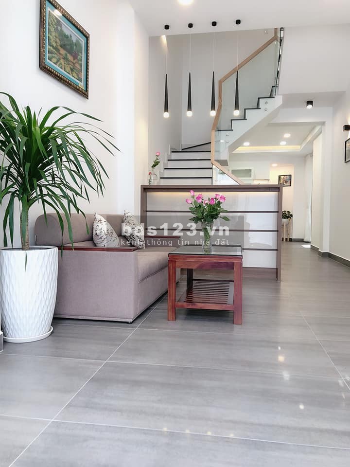 (Gò Vấp)Nhà tuyệt đẹp, Phạm Văn Đồng, 72m2, 4 tầng, giá 5.88 tỷ