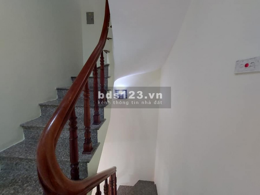 Bán nhà riêng phố Nam Dư 34/38m2 tầng1 nhà xây 4 tầng 2,6 tỷ