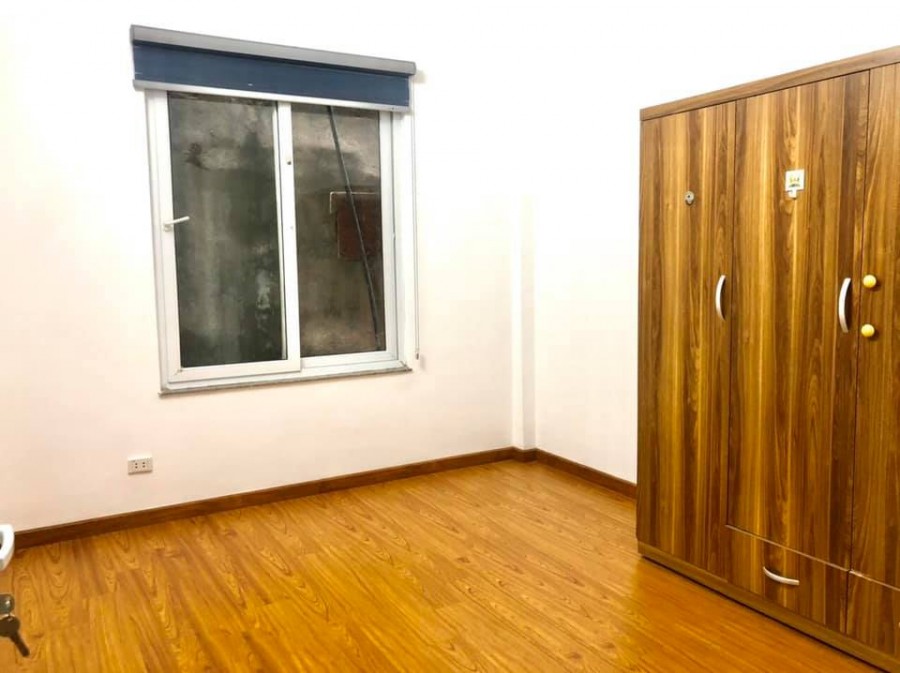 Siêu phẩm Láng, Đống Đa cách mặt phố 80M trước nhà 5M Thoáng trước sau