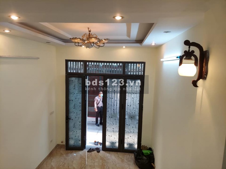 Bán nhà riêng phố Nam Dư 34/38m2 tầng1 nhà xây 4 tầng 2,6 tỷ