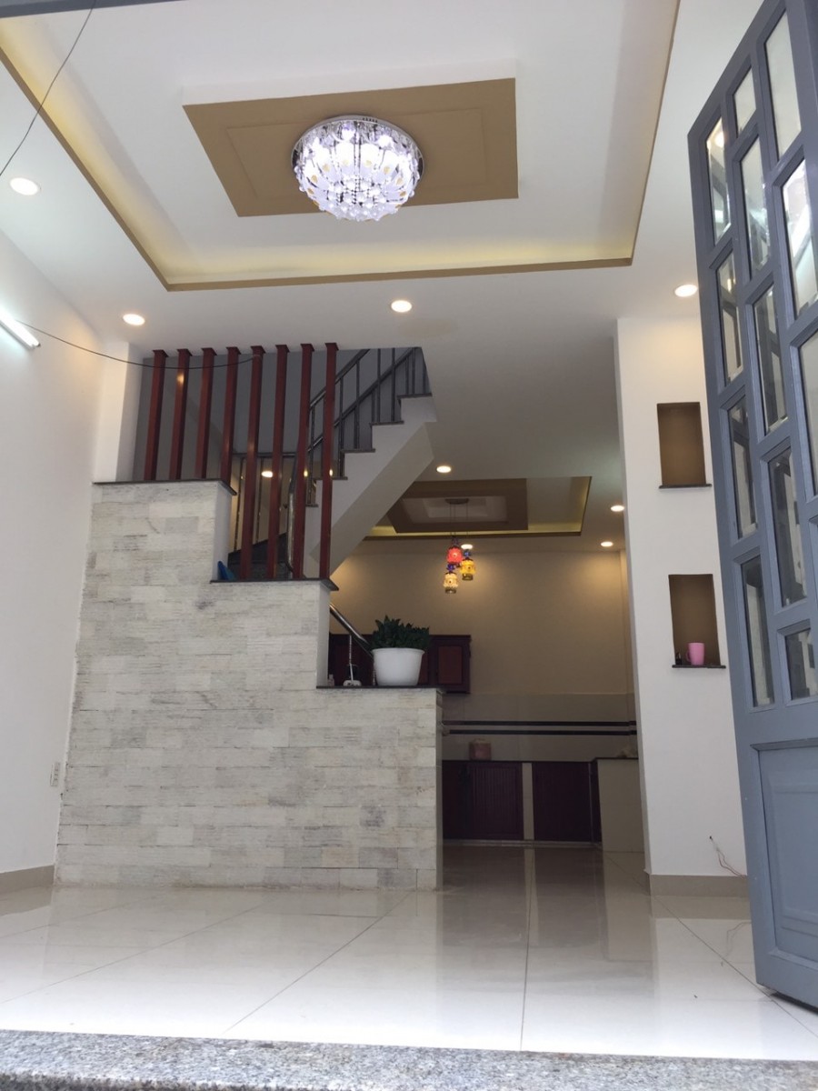 CHỦ CẤN BÁN GẤP NHÀ LÂM VĂN BỀN PHƯỜNG TÂN KIỂNG QUẬN 7. DT 50M2, 3 TẦNG GIÁ 4 TỶ 990