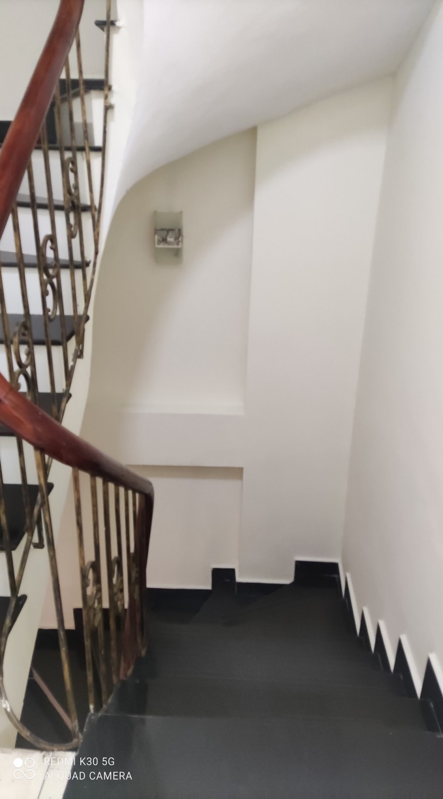 Lâm Du Bồ Đề Hà Nội nhà đẹp long lanh tặng full nội thất xem là mê, dt 35m2, 5 tầng, giá 3.3 tỷ