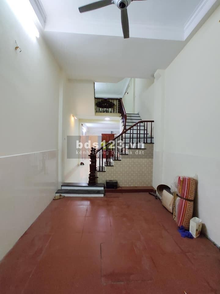 Hiếm ! Nhà đẹp phố Lĩnh Nam Hoàng Mai 52m 4 tầng, giá 4,1 tỷ