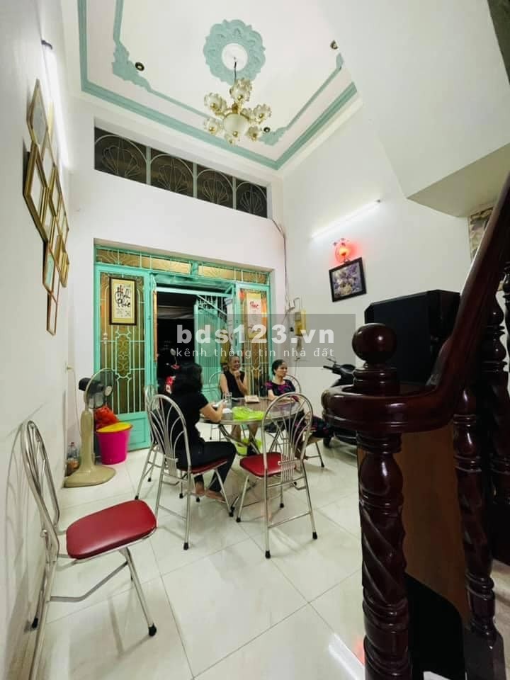 Hẻm nhựa 5m thông tứ phía xe hơi đỗ cửa KD tốt, chỉ hơn 4,4 tỷ giá rẻ như cho