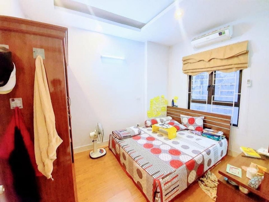 Cực Hiếm Nhà đẹp Lê Trọng Tấn ( Thanh Xuân) 32M2, 5 tầng, Ngõ Thông, Gần Ô tô tránh, Gần Phố. Chỉ 3.6 Tỷ.