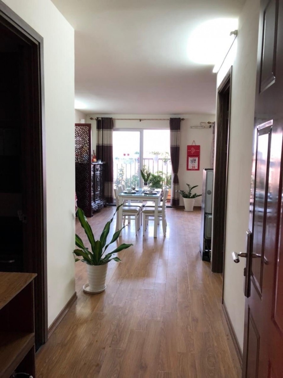 Chính chủ cần bán căn góc tại N03 Chung cư Berriver Long Biên, số 390 phố Nguyễn Văn Cừ