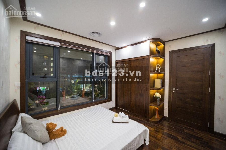 Chính chủ cần bán gấp CH D. Le Pont D'or, Tân Hoàng Minh, Hoàng Cầu 121m2, 3PN đủ đồ, chỉ 5.2 tỷ
