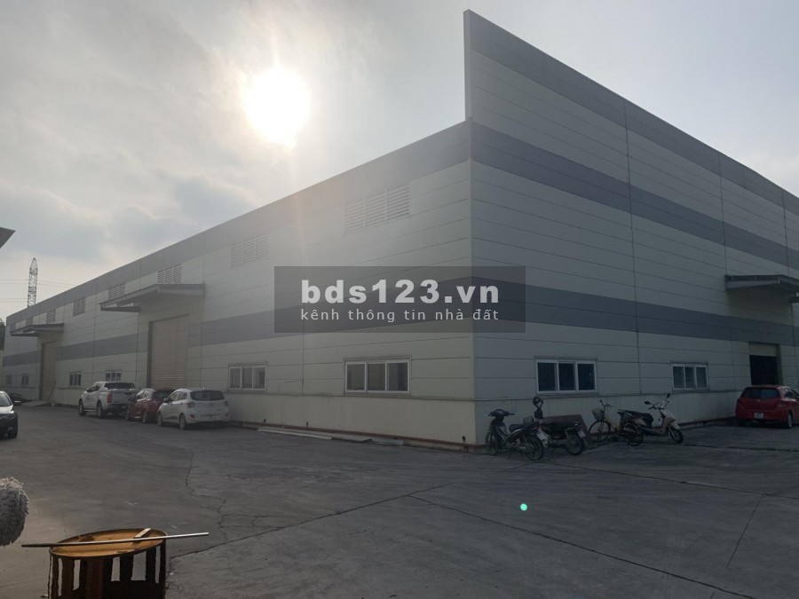 Cho thuê kho xưởng DT 2500 m2 tại KCN Quang Minh, Mê Linh, Hà Nội.