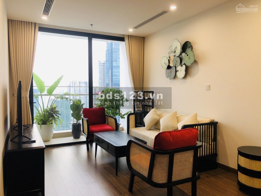 Chuyển công tác nên cần bán gấp căn 3PN dự án Vinhomes Westpoint, view Keangnam