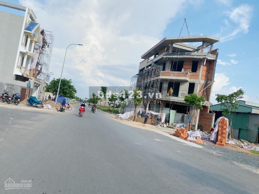 Bán Lại 3 Nền Đất - Đối Diện UBND Phạm Văn Hai - Khu Vực Dân Cư Đông - Tiện Buôn Bán