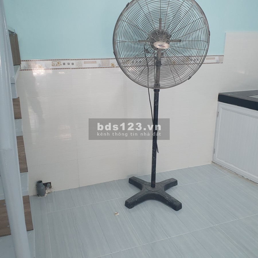 Bán nhà hẻm rộng tiện làm kho, xưởng nhỏ