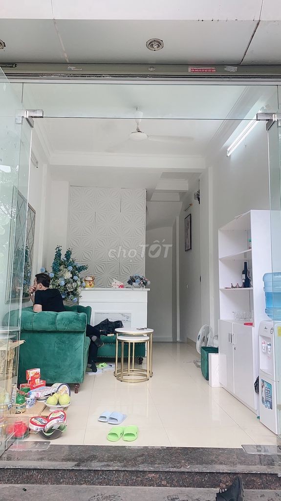 Cần sang nhương spa mặt đường Bưởi, Phường Vĩnh Phúc, Quận Ba Đình, Hà Nội