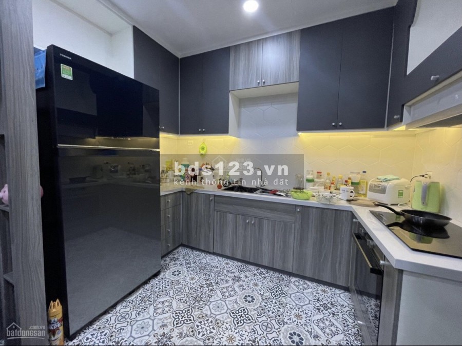 Tôi cho thuê căn hộ Golden Mansion 75m2, nội thất độc đáo, view mát, giá 16tr/tháng