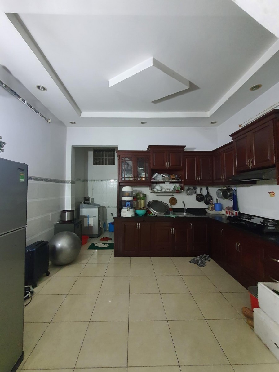 BÁN NHÀ TÂN BÌNH CỘNG HÒA 102m2 4 tầng 4,6x22m Giá 12,8 tỷCẦN BÁN GẤP SÁT ETOW CỘNG HÒA