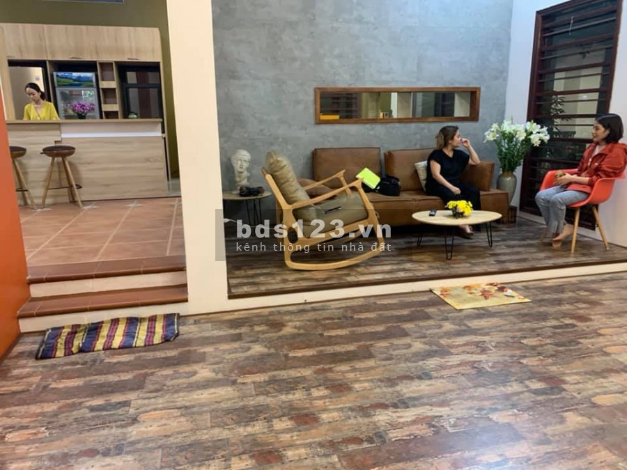 Bán nhà mặt phố Tràng Thi, vị trí VIP, 100m2, 2 Tầng, 8m mặt tiền, 52 tỷ, LH 0839844444