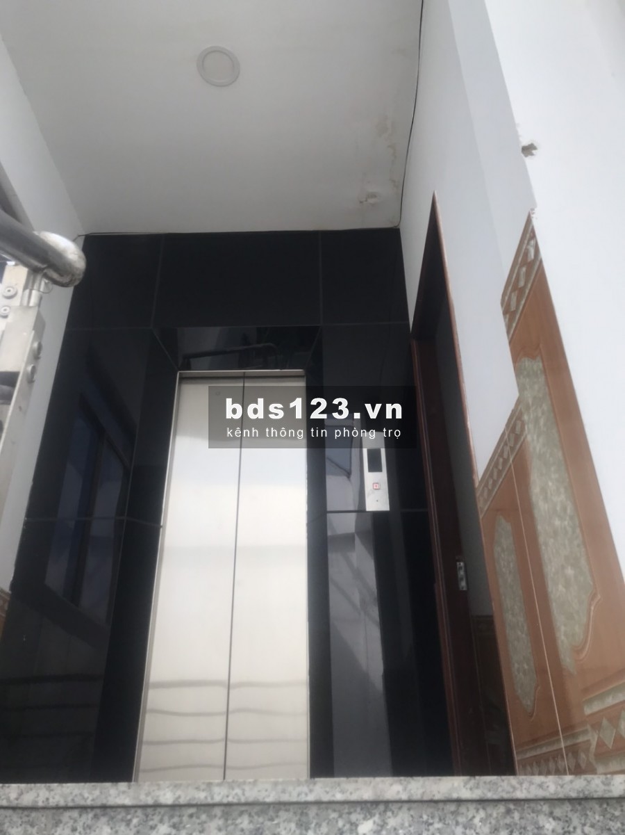 Phòng siêu đẹp chính chủ nằm trên đường lớn Quận 2, giá tốt, tiện ích đủ