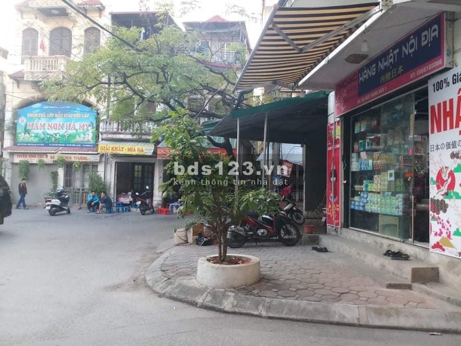 NHÀ NGAY GẦN ĐƯỜNG TÔN ĐƯC THẮNG 72m2 4 TẦNG 16M MẶT TIỀN GIÁ 14.6 TỶ ( KINH DOANH SẦM UẤT )