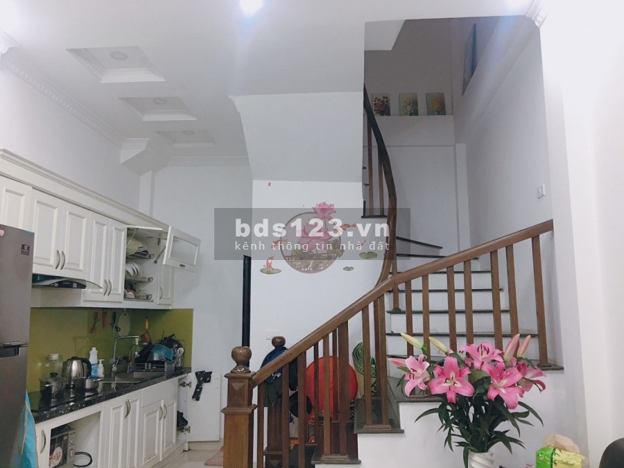 BÁN NHÀ THẠCH BÀN(NVL), Long Biên. 33.5M, 5T, MT 3.9, 2,7 TỶ. NHÀ MỚI 90%, TẶNG 100% NỘI THẤT.